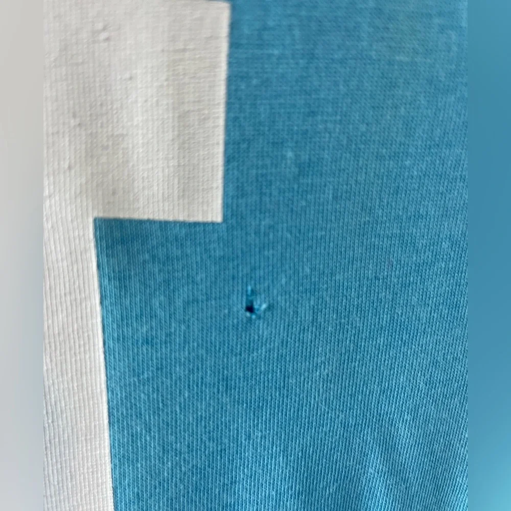 Women’s Nike shirt size large - Picture 3 of 3